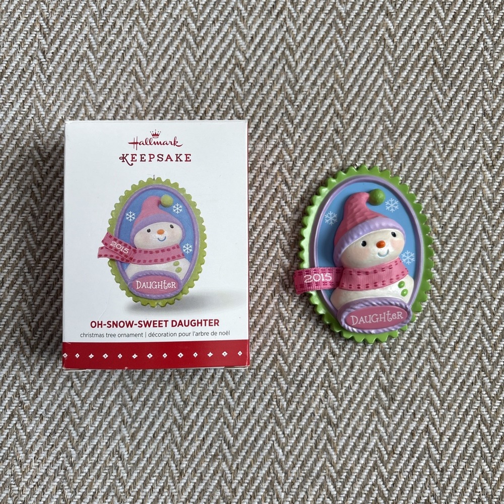 HALLMARK KEEPSAKE 2015 OH SNOW SWEET DAUGHTER Christmas Ornament